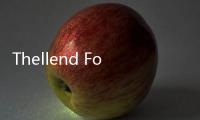 Thellend Fortin的單色滑雪小屋俯瞰魁北克的圣勞倫斯河